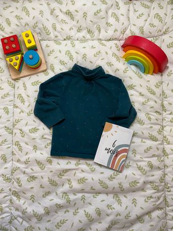 sous pull col roulé bleu canard motifs étoiles or 6 mois kiabi