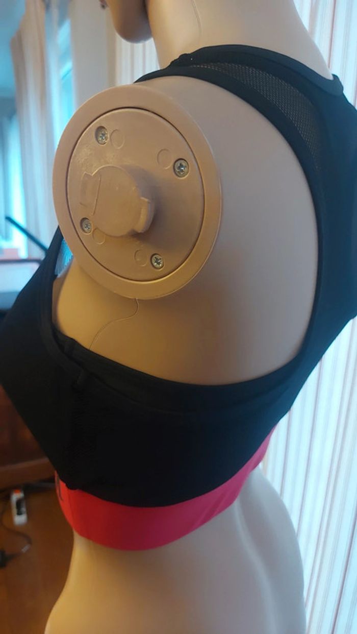 Brassière de sport noir et rose Njie taille S - photo numéro 18