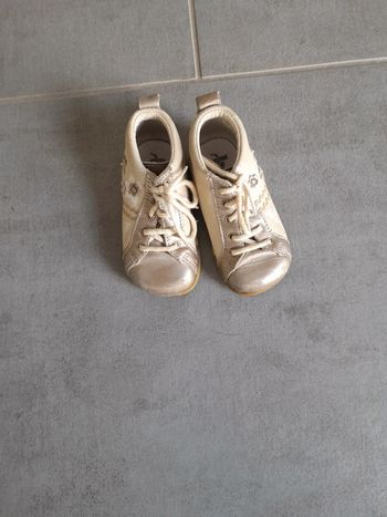 Chaussure taille 20