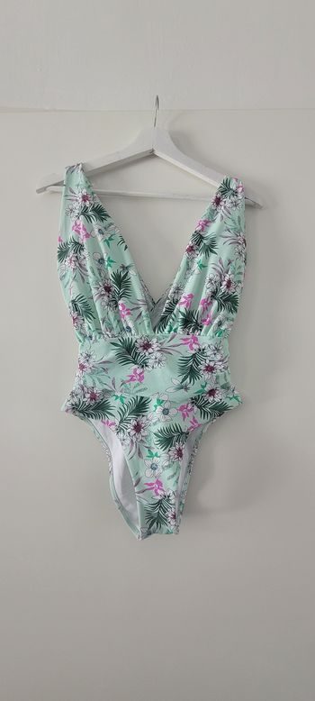 Maillot de bain 1 pièce neuf