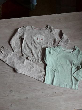 Ensemble t-shirt, pull et pantalon relax nuages T. 74/80