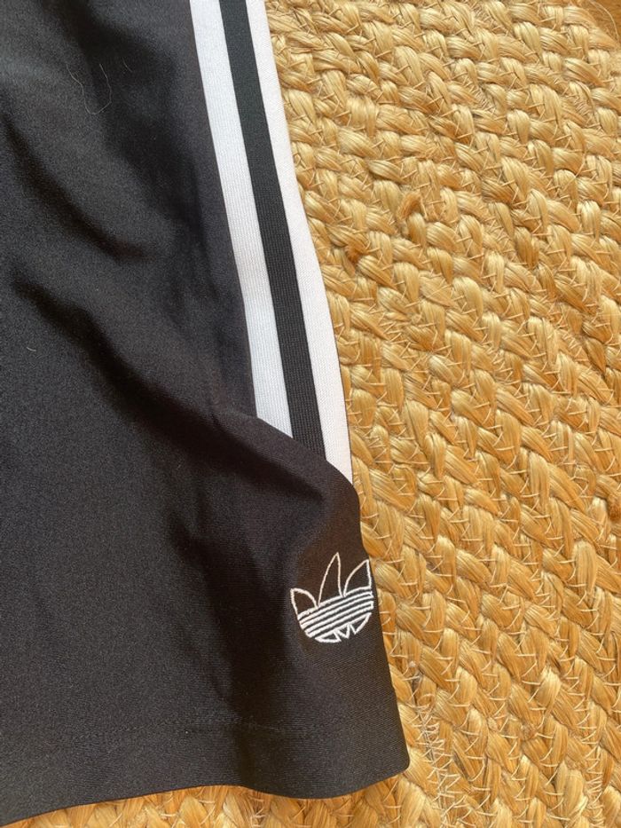 Cycliste Adidas noir - photo numéro 2