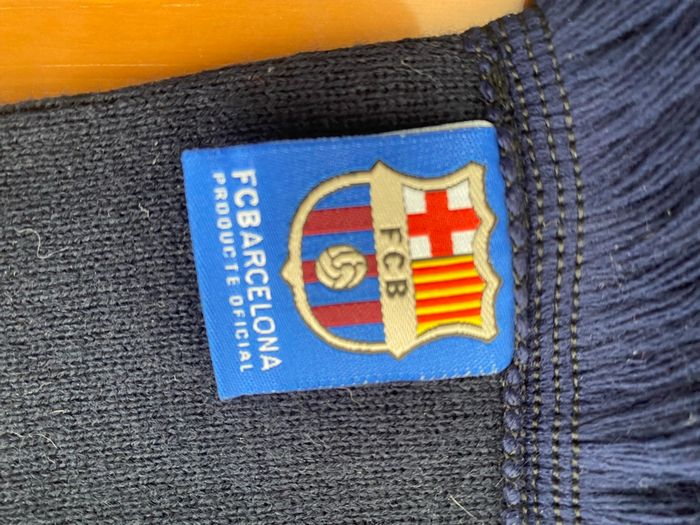 Echarpe FC Barcelone - photo numéro 3