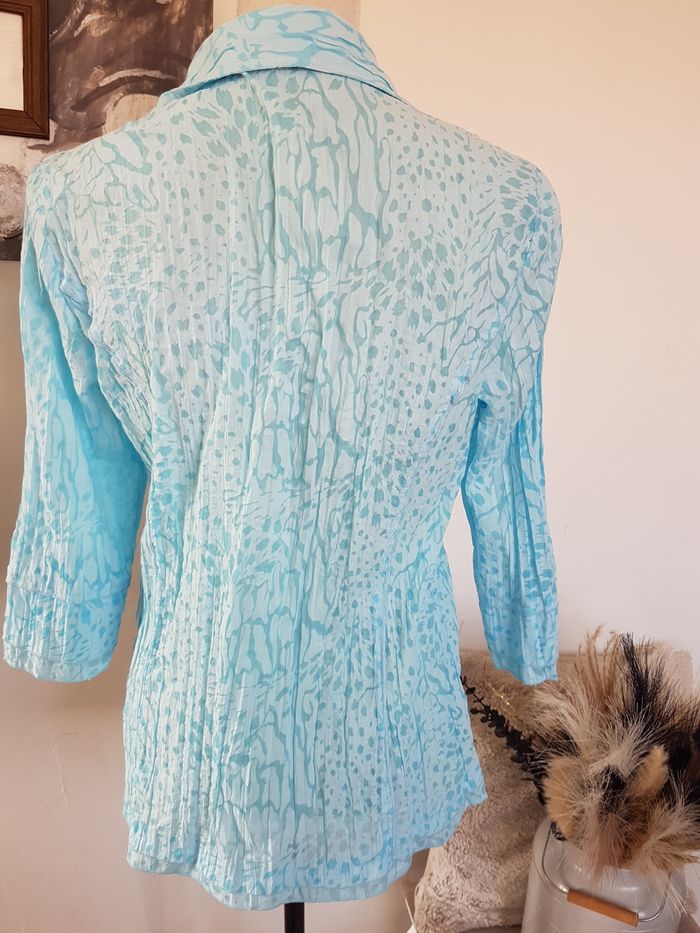 Chemise bleue, manches mi-longues. Afibel. Taille 42, 46cm aux aisselles. - photo numéro 3