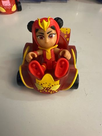 Voiture pyjamasque bordeaux hasbro