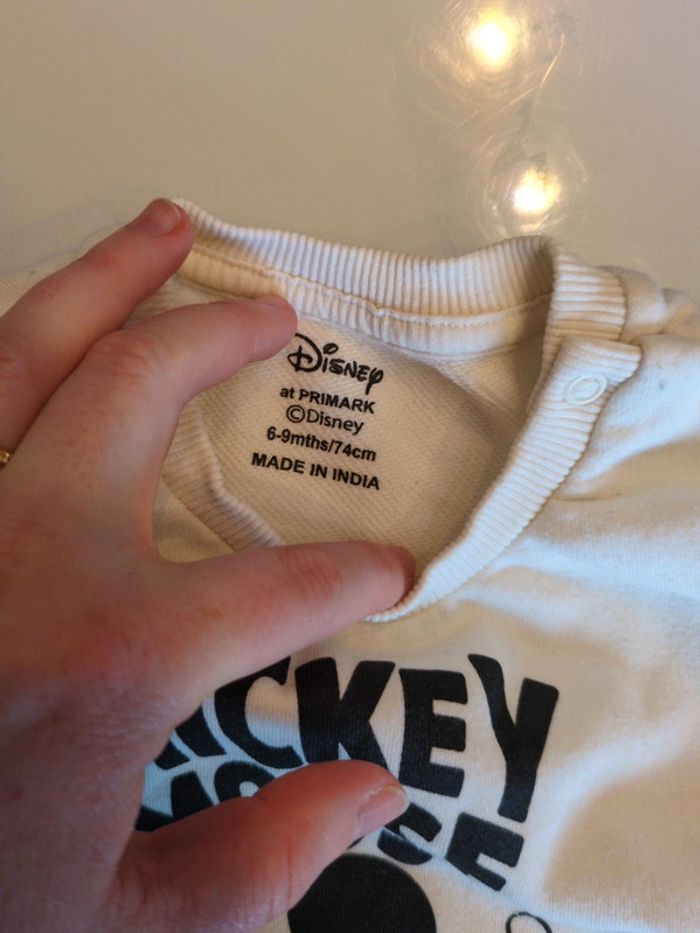 Sweat 6-9 mois - photo numéro 2