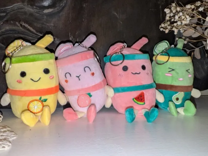 Lot de porte-clés peluches kawaii fruits – peluches miniatures avec anneau - photo numéro 3