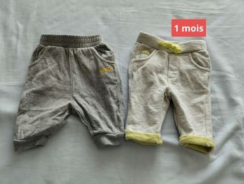 Pantalons taille 1 mois