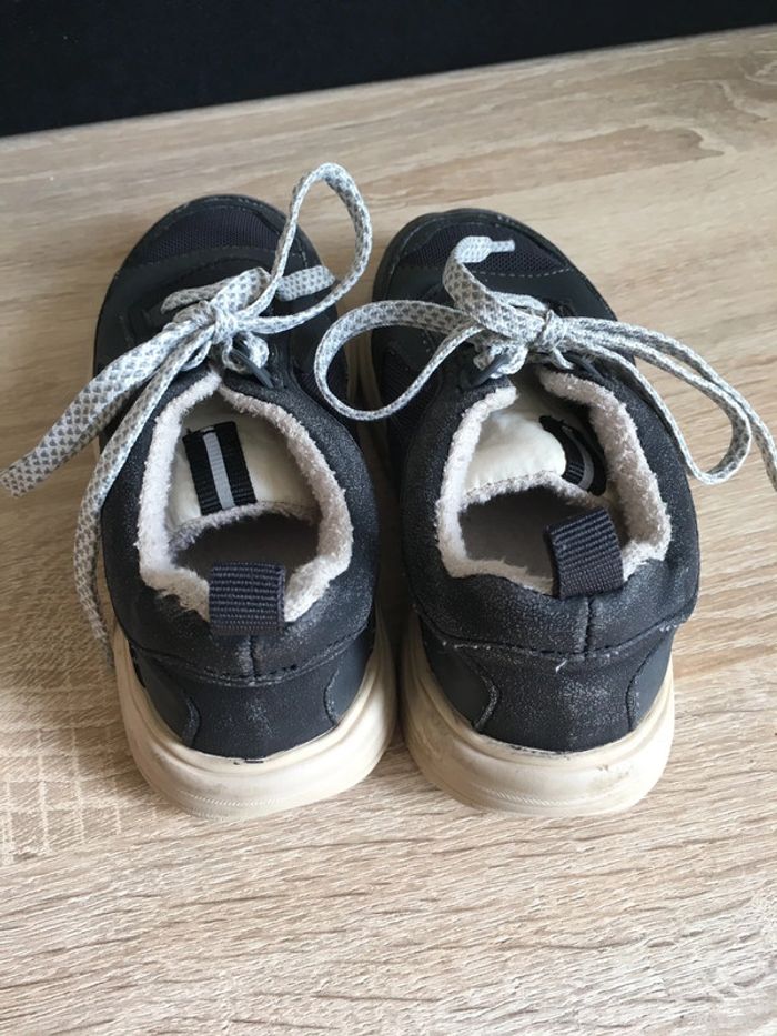 Basket chaussure taille 25 Zara - photo numéro 2