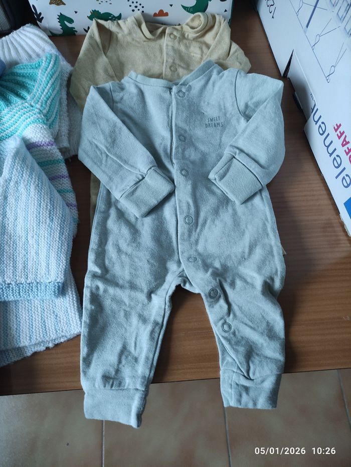 Lot vêtements naissance parfait état - photo numéro 5