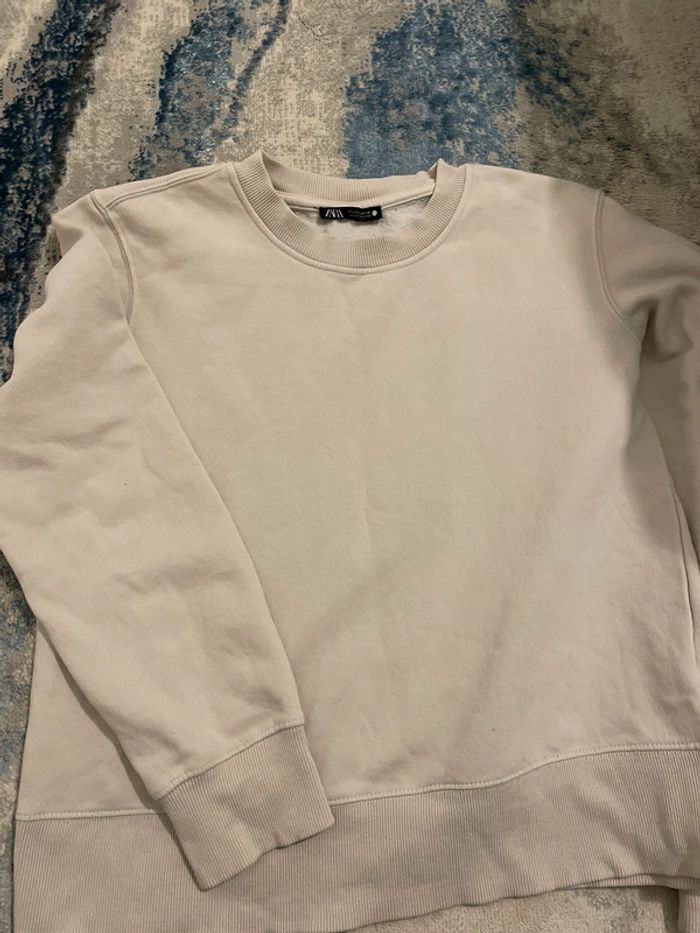 Pull beige Zara femme - photo numéro 2