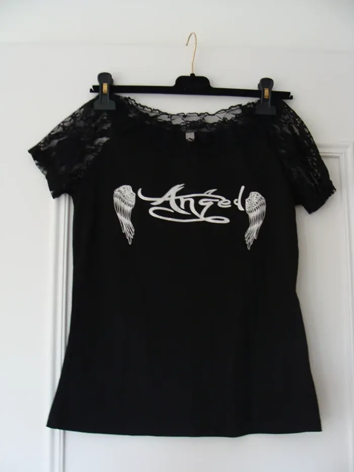 Tee shirt