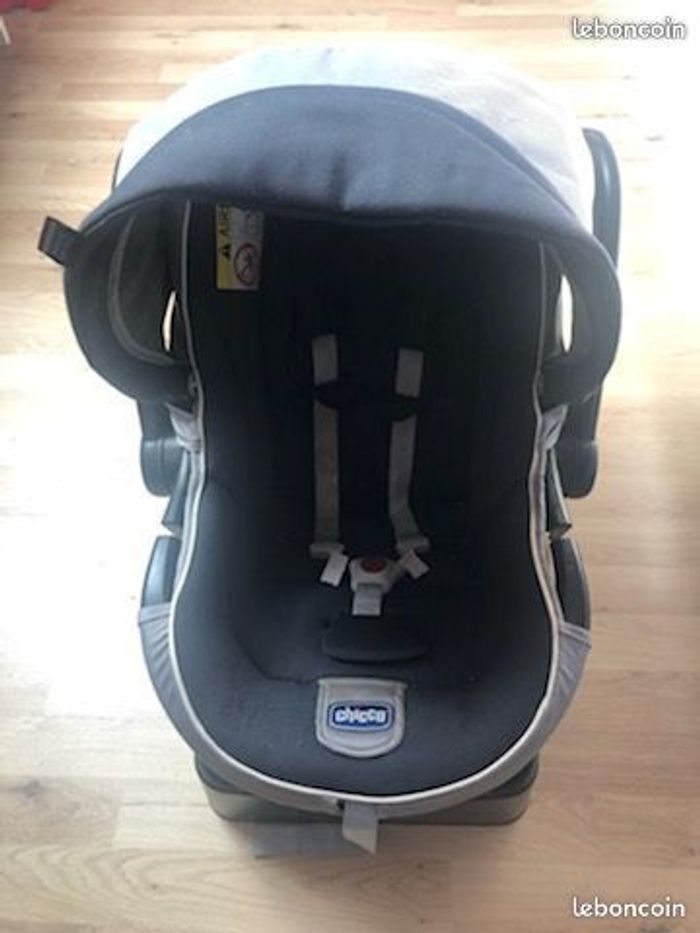 ensemble poussette trio chicco en excellant état - photo numéro 3