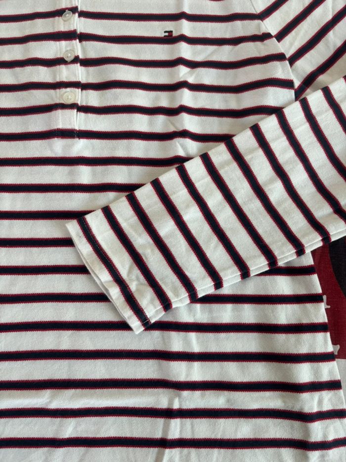 Polo Tommy Hilfiger taille M manche longue liserés bleu et rouge - photo numéro 5
