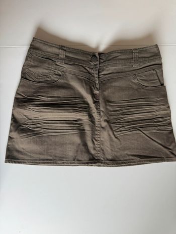 Jupe camaïeu en très bon état taille 40-42