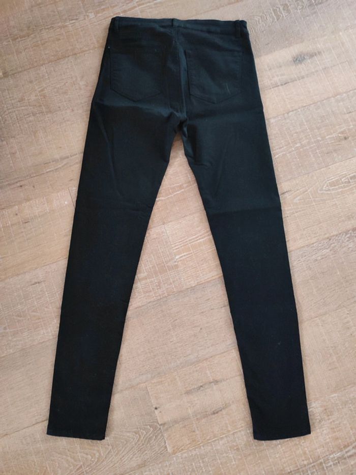 Jean noir 36 h&M - photo numéro 2