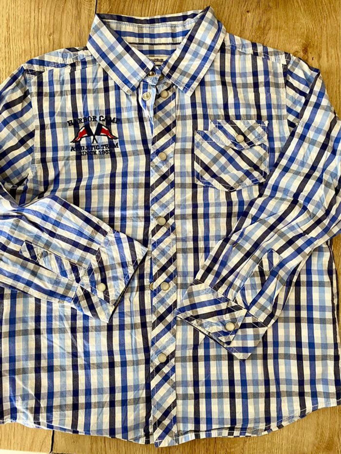 Chemise tao avec manches rétractables