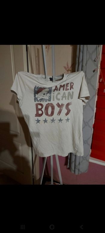 Tee shirt