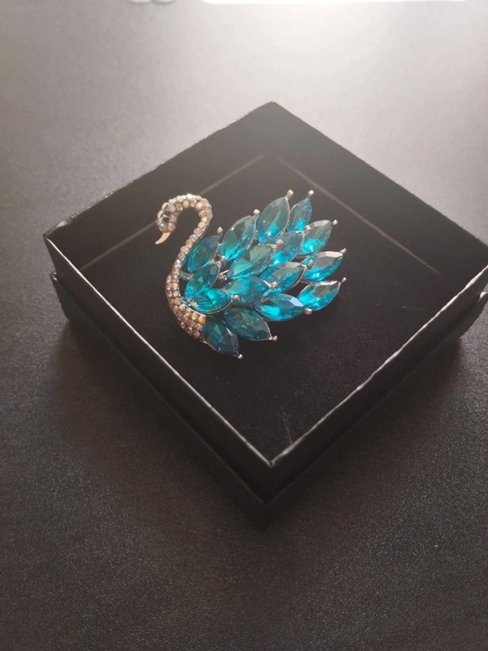 Broche vintage cygne - photo numéro 2