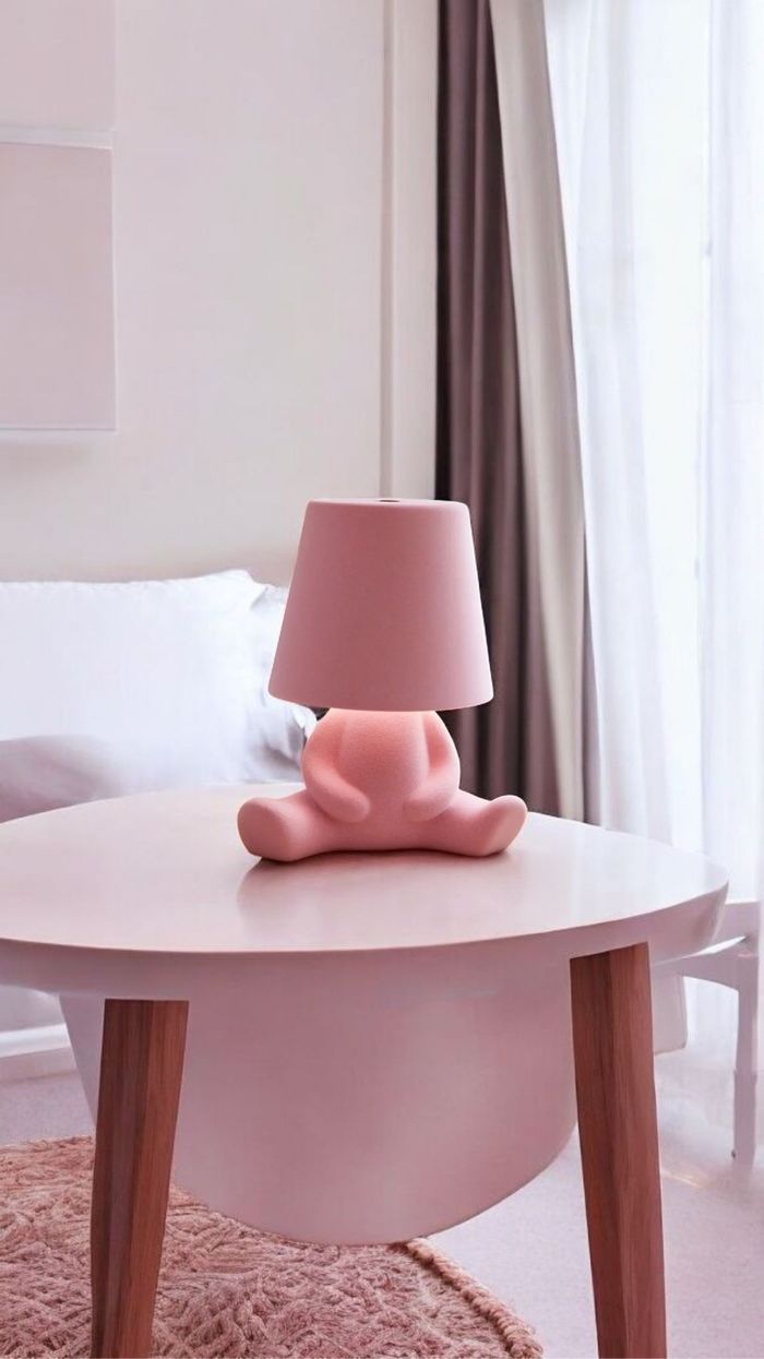 Lampe décorative en velours rose