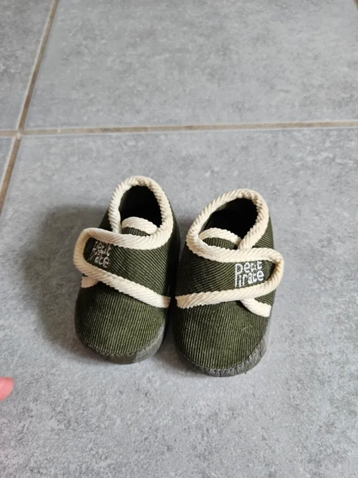 Chaussures kaki Kiabi bébé - photo numéro 2