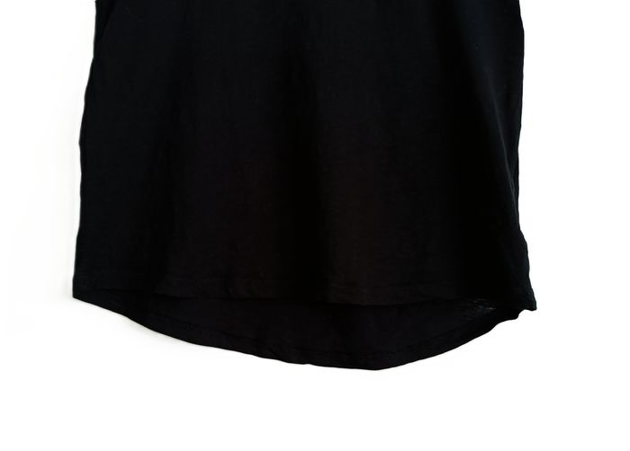 T-shirt noir manches courtes à revers. Ellesse. Taille M / 38 - photo numéro 3