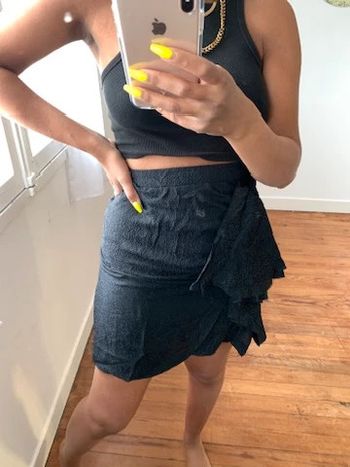 Jupe portefeuille en soie Paul & Joe à volants noire