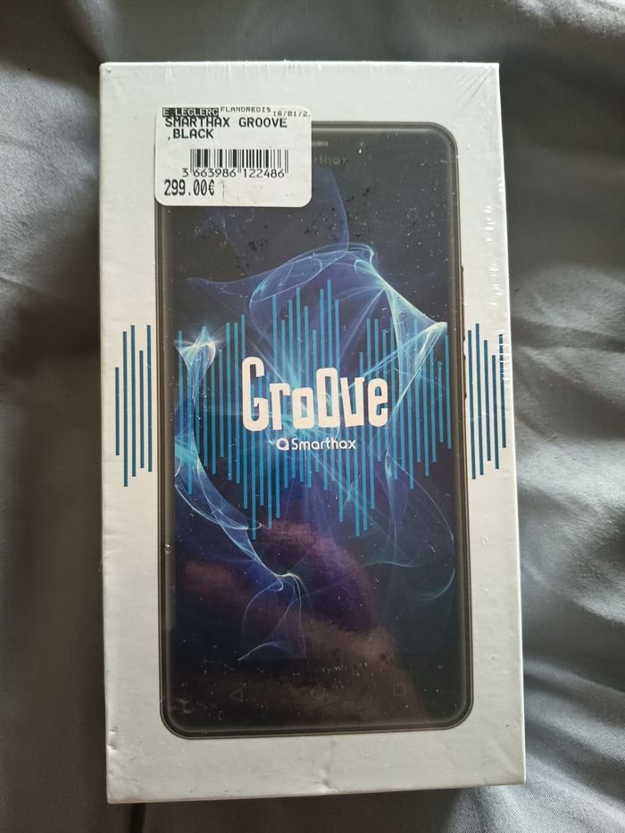 Téléphone groove neuf