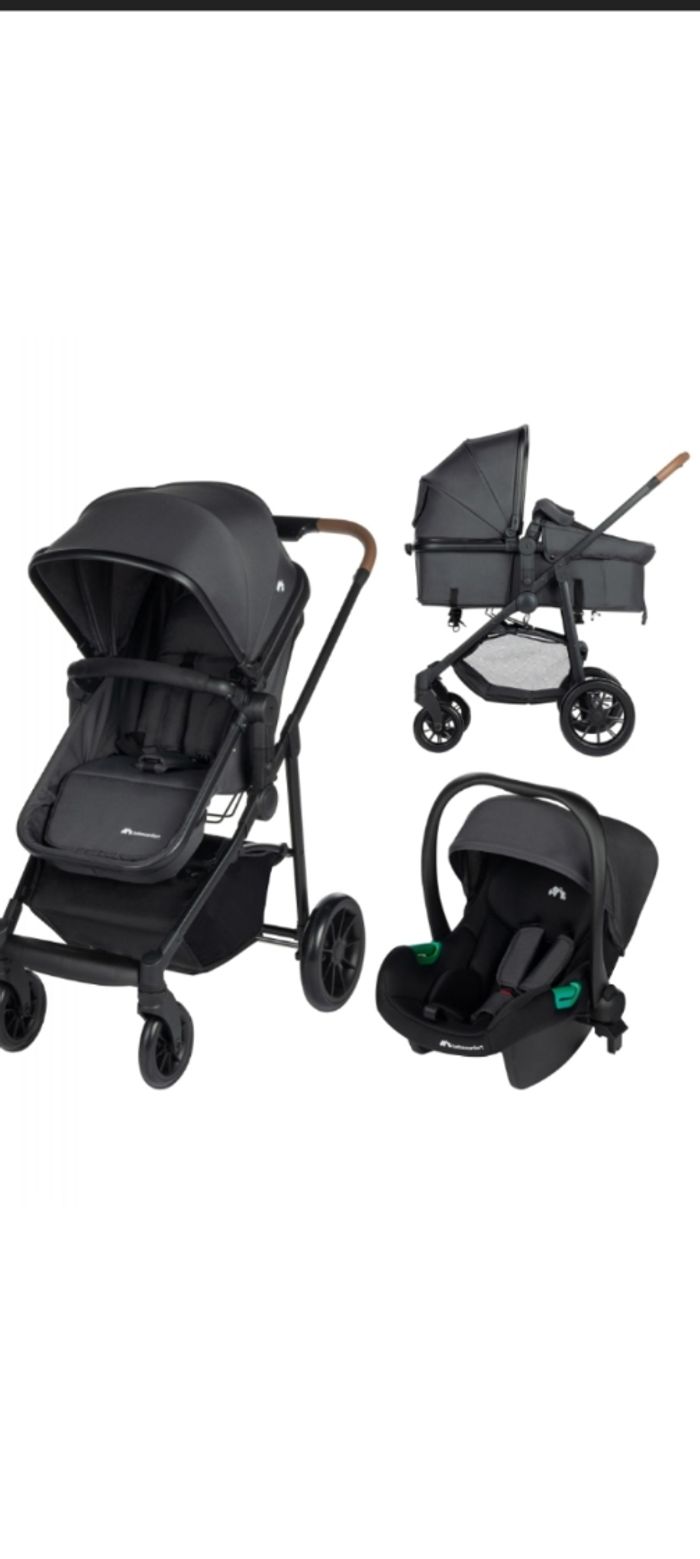 Trio poussette neuve
