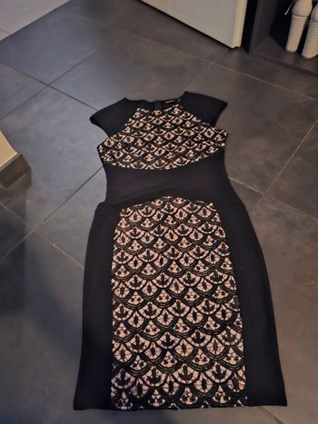 Robe rose et noir vente privée taille M