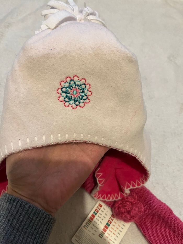 Ensemble bonnet et bandeau Taille 1-2 ans Neuf - photo numéro 2