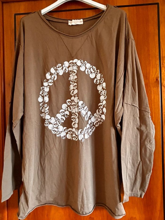 T-shirt manches longues beige skull April Vintage