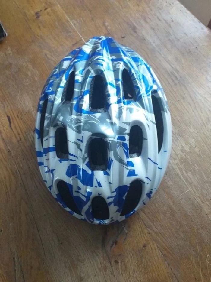 Casque de vélo Ventura neuf