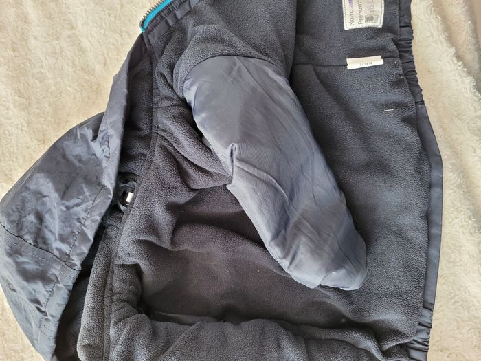 Blouson chaud avec capuche 4 ans - photo numéro 5