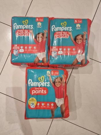 109 pants pampers  taille 5 couches culottes