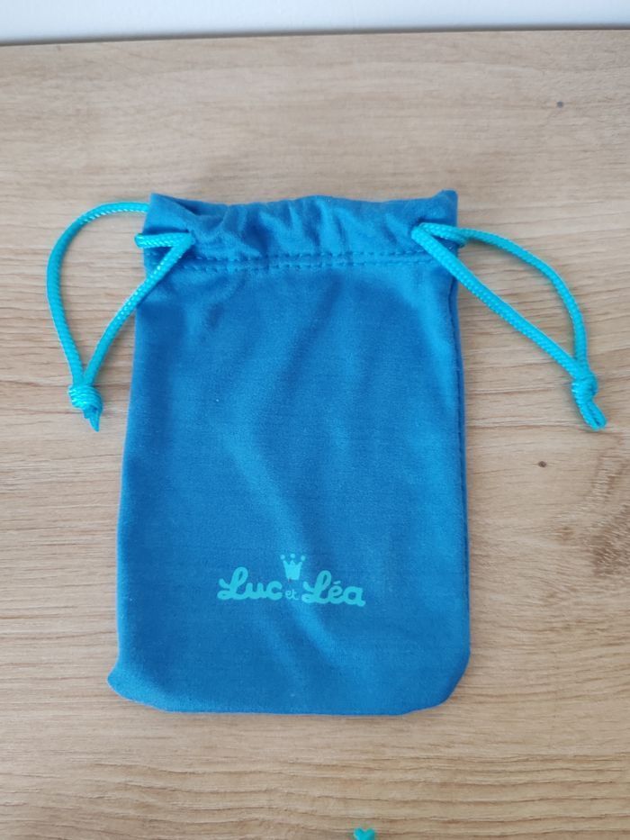 Lunettes de soleil Luc et Léa pour bébé (0-1 an) avec lanière et pochette - photo numéro 6