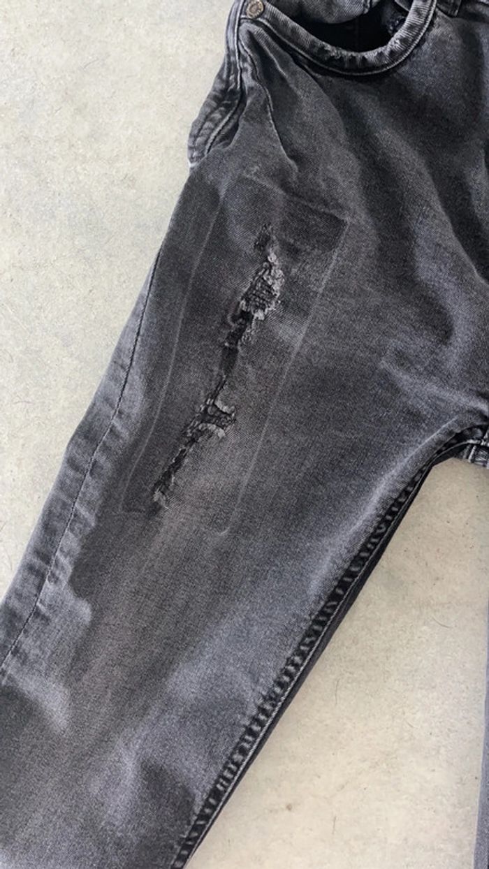 Jean skinny garçon 12 ans comme neuf - photo numéro 2