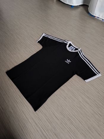 Tee-shirt noir Adidas S