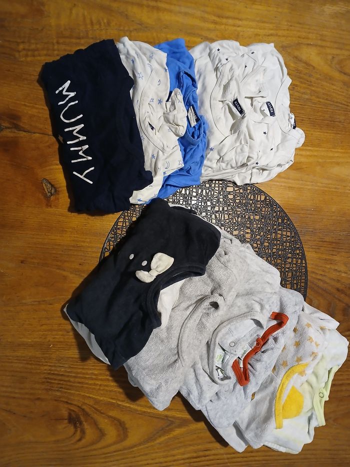 Lot 6 mois garçon - photo numéro 2