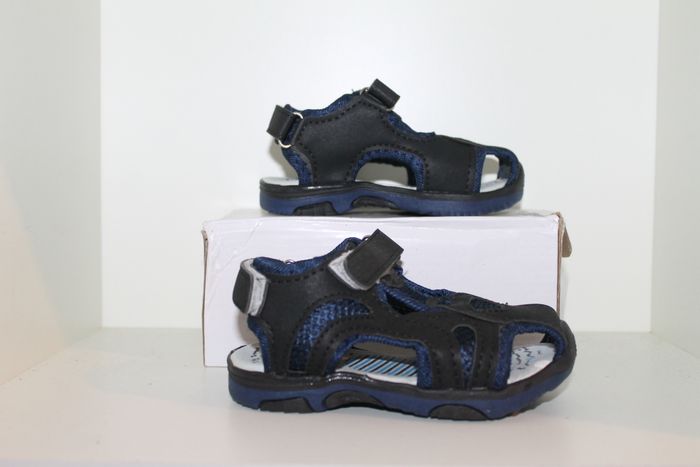 belle sandales nus pieds noire et bleue 26 - photo numéro 1