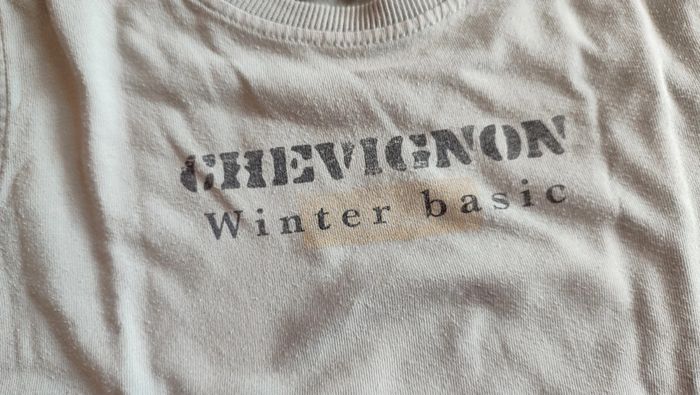 Tee-shirt manches longues - 5 ans - TBE - photo numéro 3