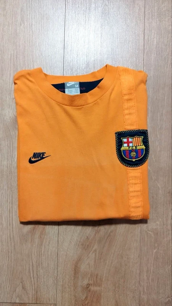 T-Shirt Nike FC Barcelone logo brodé Taille M