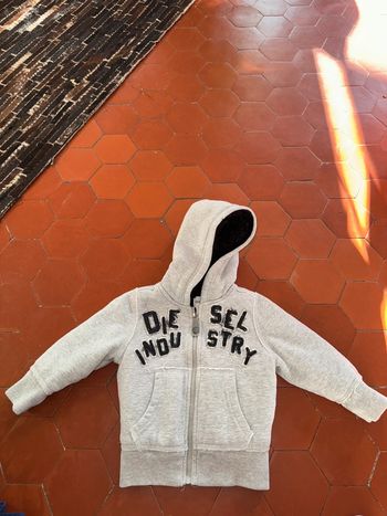 Gilet bien chaud diesel  18 mois