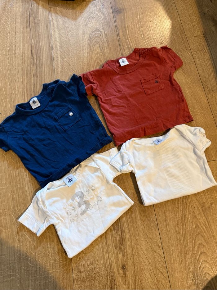 Lot Petit Bateau t.shirt / Bodies 3 mois