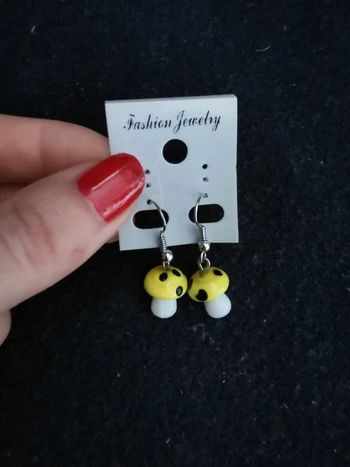 Boucles d'oreilles champignons