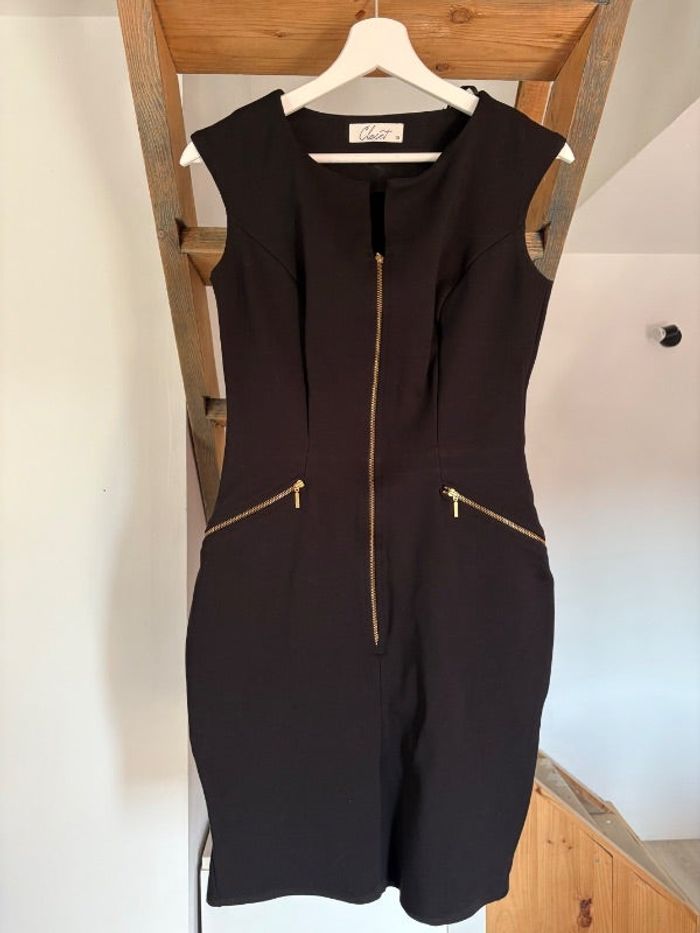 Robe noire trapèze