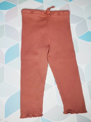 D3835 - legging fille 9 mois