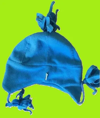 🧢 Bonnet bleu chaud 3-5 ans – Très bon état – Hiver