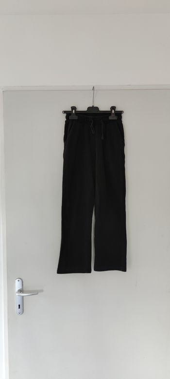 Legging marque Mango taille 6 ans noir fille, très bon état