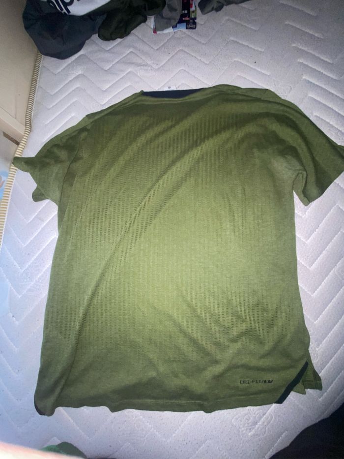 T-shirt  dri-dit vert kaki - photo numéro 6